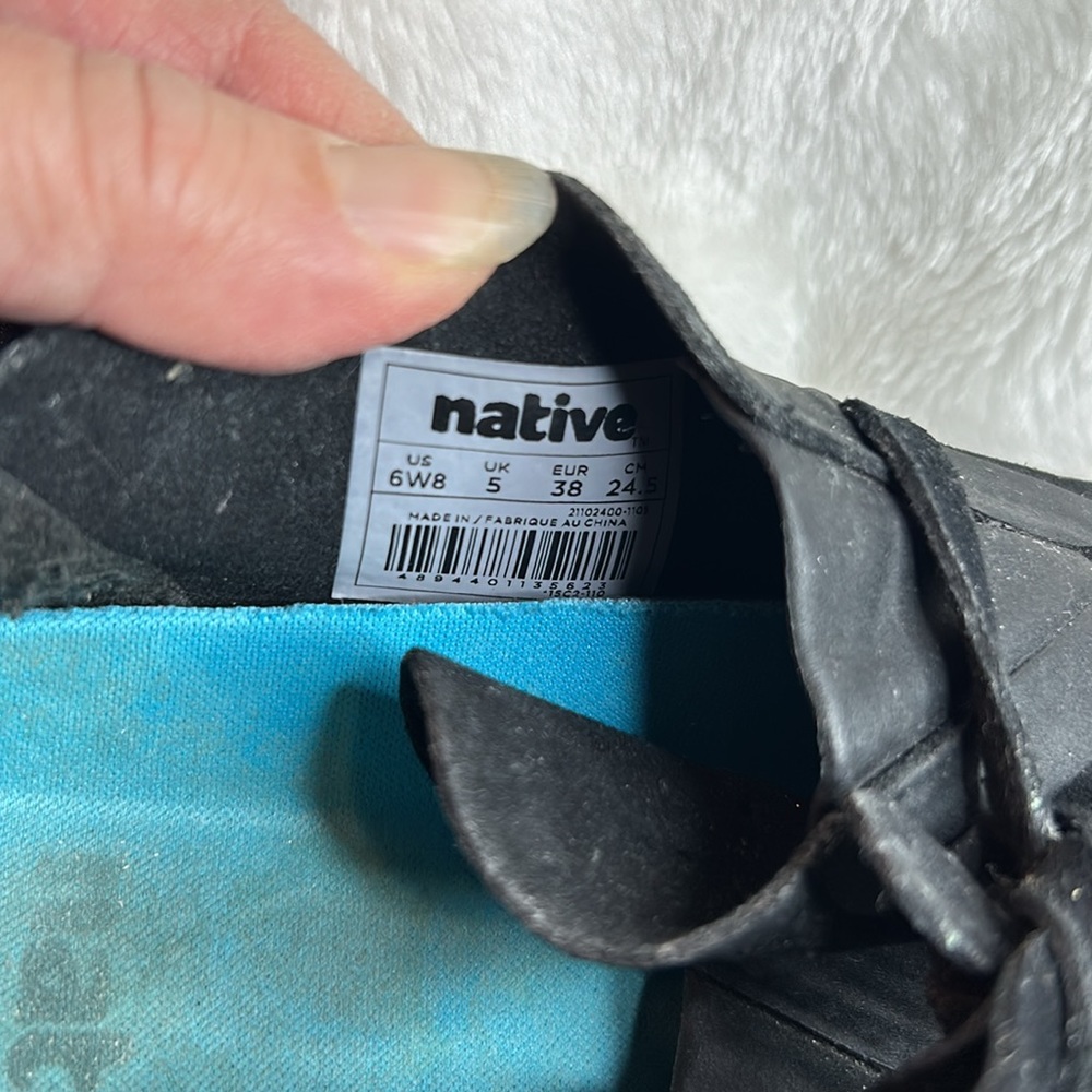 Native Keep It Lite Sneakers - Picture 8 of 9